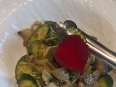 -海派美食·家宴海鲜青岛菜·石锅鲽鱼头(东方城店)