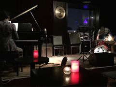 -东岸Cafe 爵士俱乐部