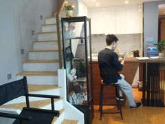 -ME觅妆·定制美妆·彩妆私教(菱角湖店)