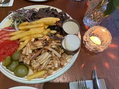 -ELI FALAFEL Lebanese&Mediterranean黎巴嫩美食(富城路店)