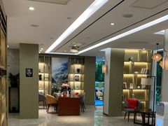 -杭州西湖湖滨银泰亚朵酒店