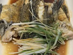 -万龙洲海鲜(大兴绿地缤纷城店)