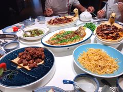 -八府香鸭·啫啫煲(华山路店)