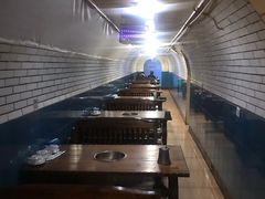 -洞庭洲·防空洞火锅·烧烤·铜锅涮肉(新百广场店)