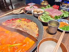 -萍姐火锅·公路夜市(武汉首店)