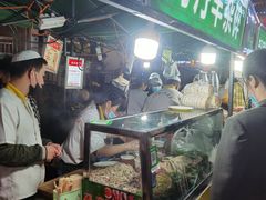 -正宁路小吃夜市