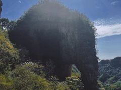 -老象峰