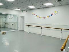 -小芳舞蹈团·少儿舞蹈·中国舞(龙江校区)