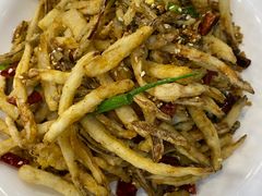 -江城燕子大排档(江汉路步行街店)