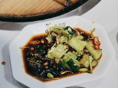 -鲁员外地锅鸡地锅鱼(古墩路店)