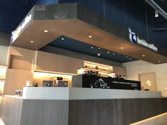 -瑞幸咖啡(巴黎春天陕西路店)