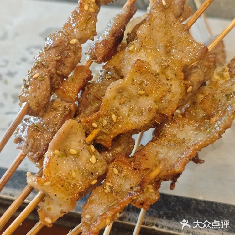 让我惦记了十多年的烧烤,果然还很出色