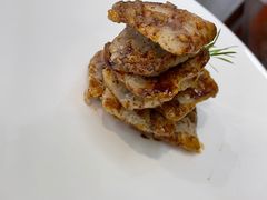 -香山湖渔家大院