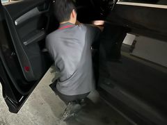 -浙江中升裕迪奥迪4S店(西溪店)