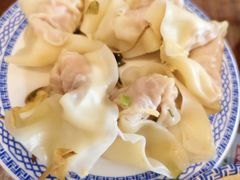 一两开洋-笑来喜馄饨小笼工坊店(湖滨街店)