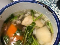 浓汤羊杂汤-巴扎美食·新疆菜·西域歌舞表演餐厅(新疆大厦店)