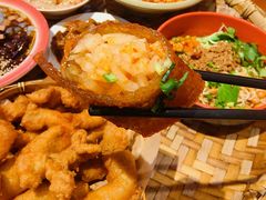 -爆炸头阿姨小四川正宗川味小吃(无任何分店)