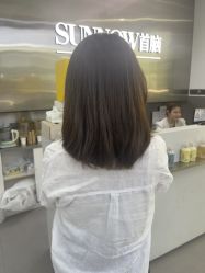-首脑美发沙龙