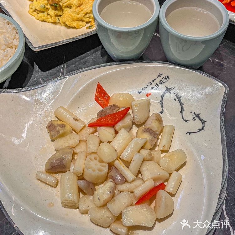 在平江路吃到了地道的苏帮菜