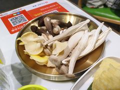 -菌小白火锅(时尚天河店)