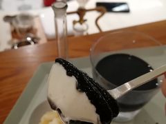 白加黑-茶是一枝花泡茶店