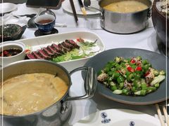 -红鼎豆捞·非遗鲍皇汤火锅(宝丰路店)