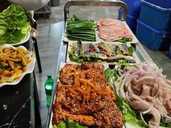 -老东北烤肉(金山店)
