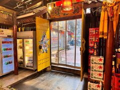 -三道苗苗鱼·美蛙黄辣丁(八里店)