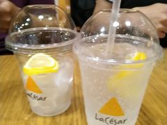-乐凯撒披萨(东方新世界店)