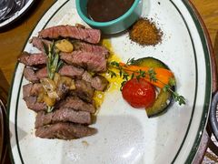 -西语炭烧牛排·西厨(石龙店)