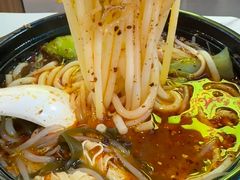 -天瑞福云南过桥米线(十里河店)