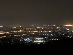 -鬼笑石后山停车场