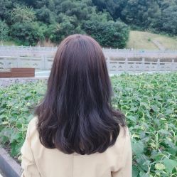 -苑苑发型设计