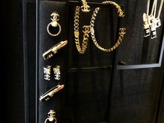 -CHANEL(恒隆广场店)