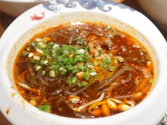 -渝是乎酸菜鱼(龙旗购物中心店)