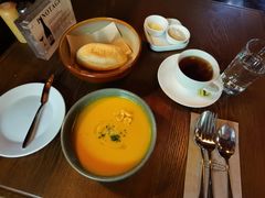 南瓜奶油浓汤-夏朵餐厅(丁香店)