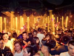 -五月花酒吧(民德路店)