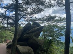 -罗田薄刀峰风景区
