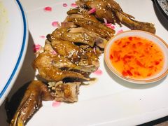 桃花烤鸡-蜜桃餐厅·江浙融合菜(荟聚购物中心店)
