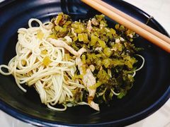 咸菜肉丝面-老地方面馆(思南路店)
