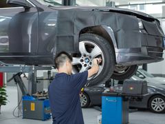 -宝捷星宝马·奔驰·保时捷专修·特斯拉钣喷中心(宝安店)