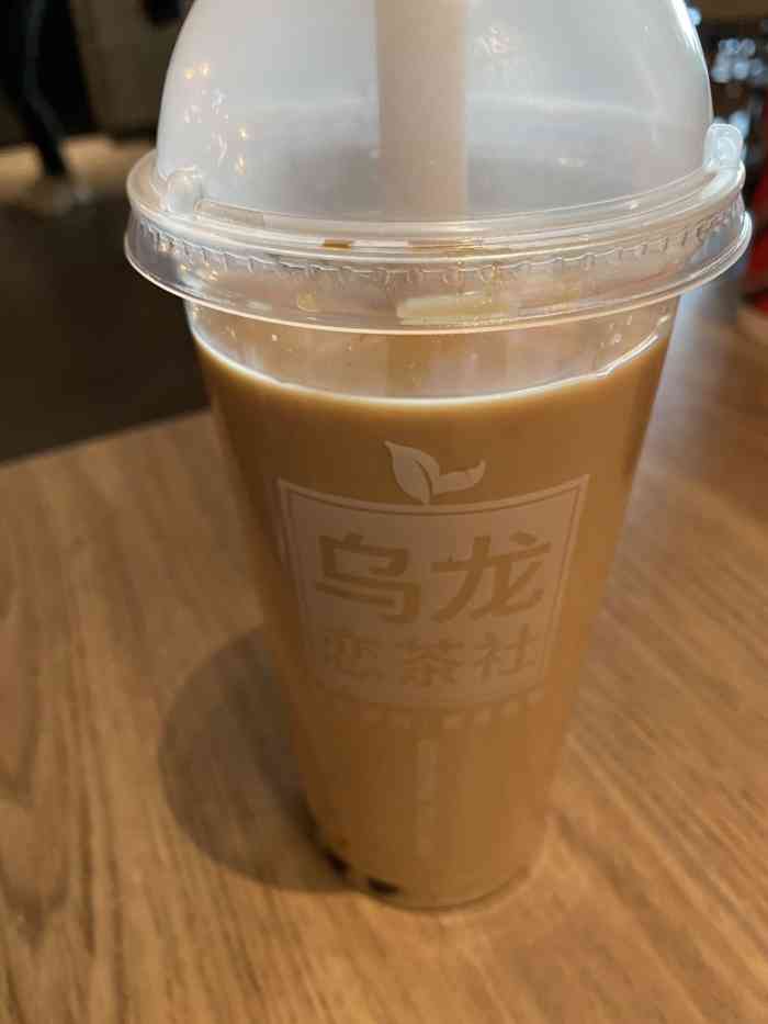虽然喜欢吃甜食,但是不喜欢齁甜齁甜的东西,肯德基的奶茶还是很让人