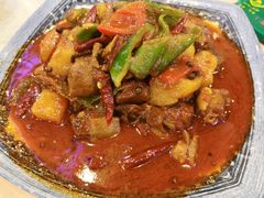 特色的大盘鸡-维吾尔餐厅(宜山路店)