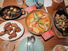 -CRAZYONES西班牙海鲜饭(上海美罗城店)