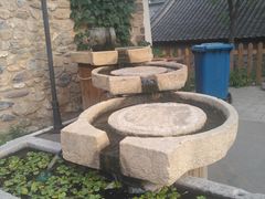 -百里峡七彩艺术小镇