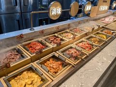 -山焱·炭火自助烤肉(周浦万达店)