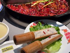 -周小明火锅(黑金冠社区店)