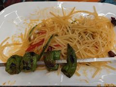 -乡村馕坑肉·烧烤·新疆菜·本地人更爱吃(阿勒泰首店)