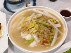 白菜炖鱼面-新楚记