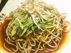 -酸婆娘重庆菜(紫竹路店)